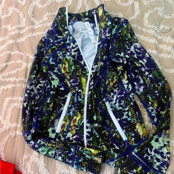 Multicolored Lululemon define jacket - Picture 1 of 4